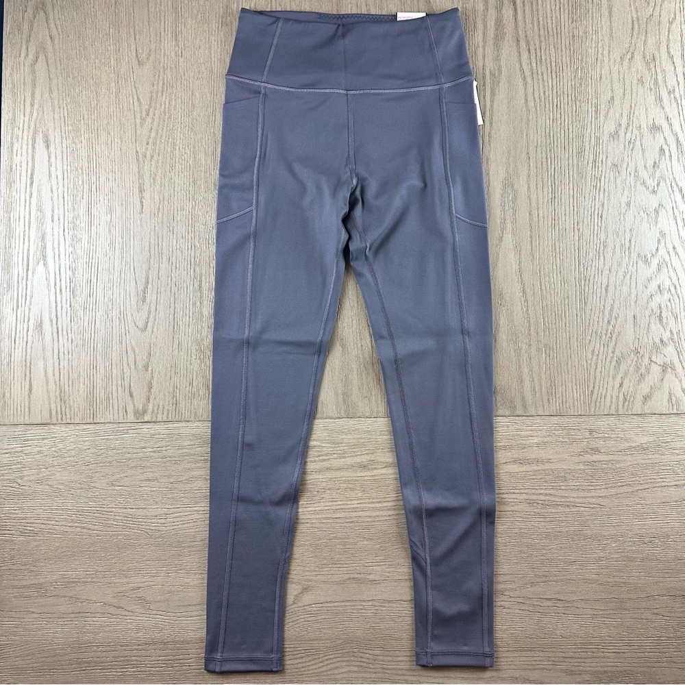 Size 8 Victoria's Secret Incredible Essential Yoga Leggings 27" Pocket NWT